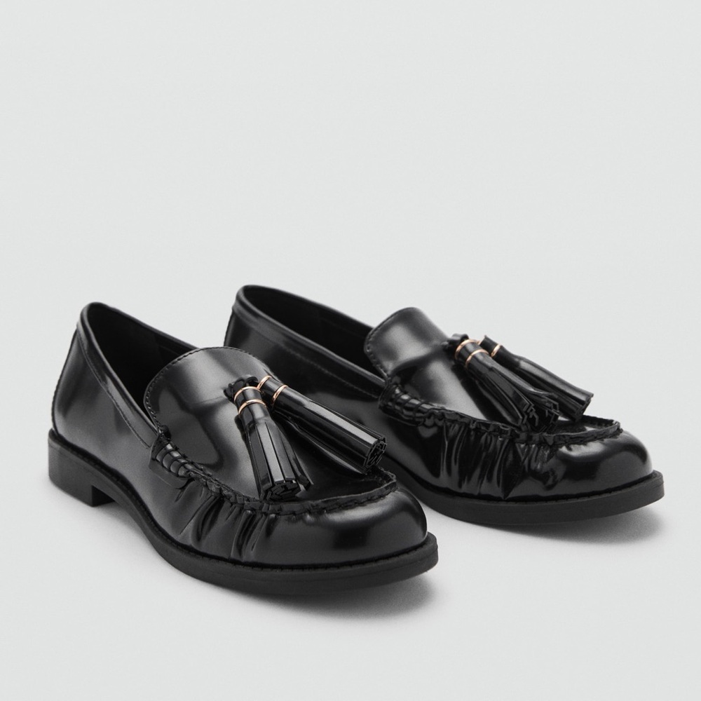 $139 NEW Mango MNG leather Loafers with Tassels in Black Euro 37 US 6.5 - Picture 1 of 11